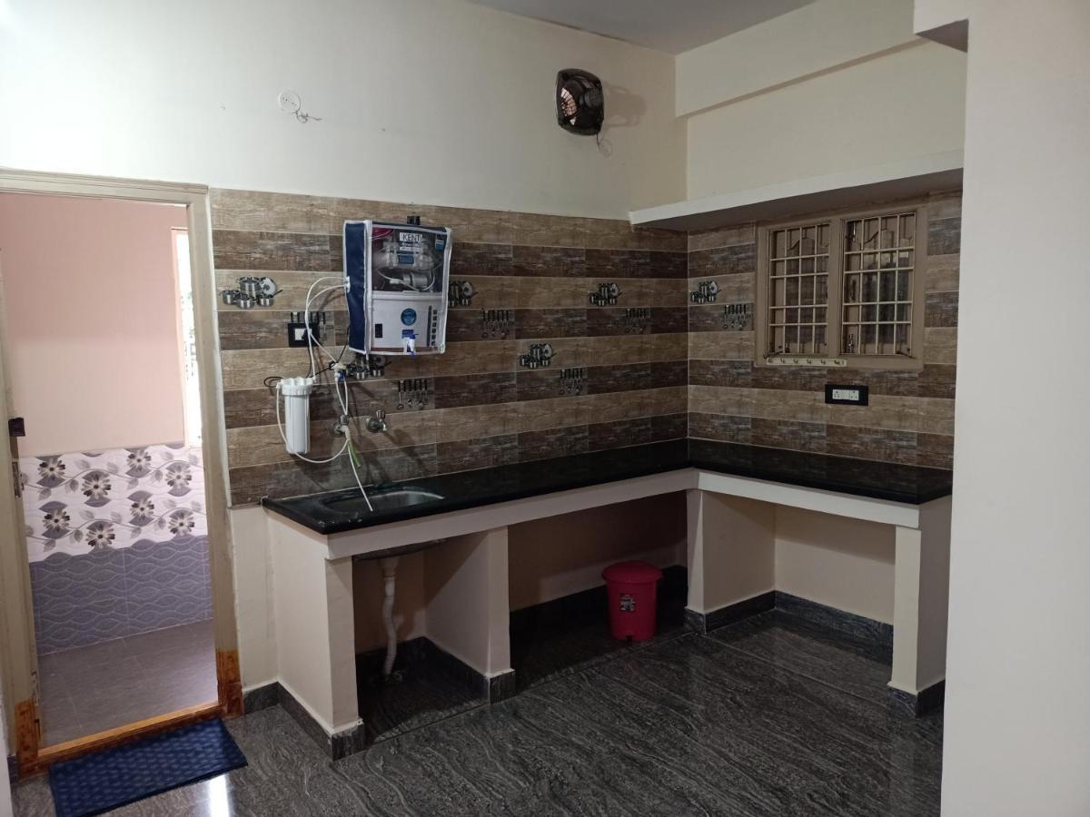 Sri Govinda Nilayam Home Stay 1 Visakhapatnam Extérieur photo